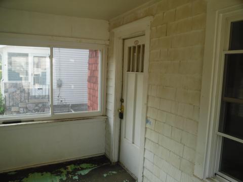 1402 E North St, Jackson, MI 49202 photo 3