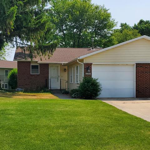 3148 Riviera Dr SE, Kentwood, MI 49512