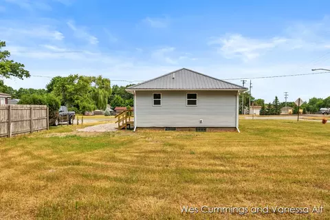 705 Harroun St, Belding, MI 48809 photo 39