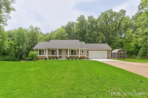 2630 Oak Branch St, Allegan, MI 49010