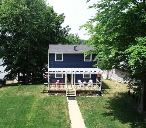 10781 Otahnagon Dr, Stanwood, MI 49346