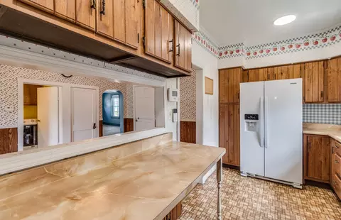 714 E Green St, Marshall, MI 49068 photo 9