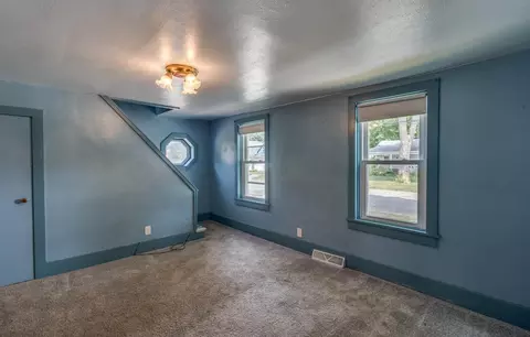714 E Green St, Marshall, MI 49068 photo 5
