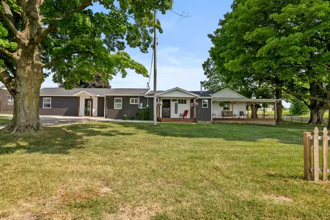 637 Long Rd, Sand Lake, MI 49343
