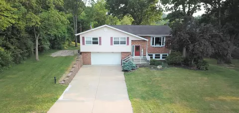 1733 Little Dr, Horton, MI 49246