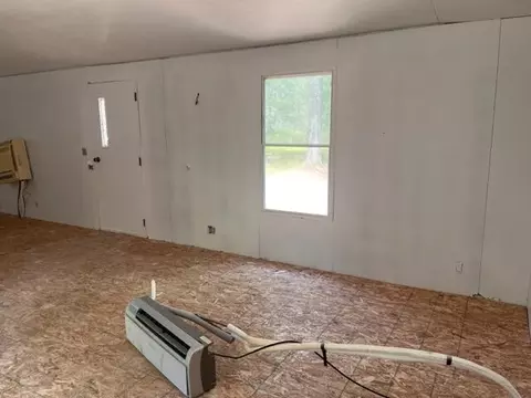 177 E 16th St, Baldwin, MI 49304 photo 5