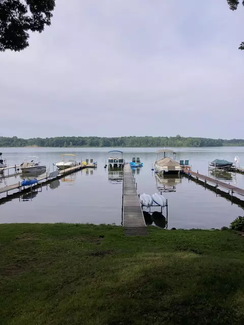 146 Ready Ln, Munith, MI 49259 photo 5