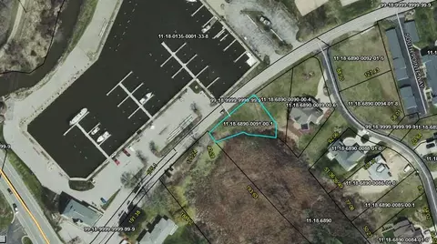 944 Eagle Point Dr, St. Joseph, MI 49085 photo 3