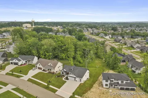 3329 Box Elder Dr, Jenison, MI 49428 photo 74
