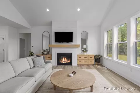 3329 Box Elder Dr, Jenison, MI 49428 photo 10