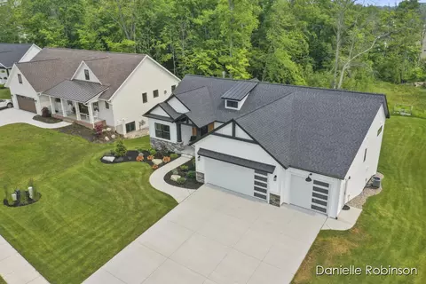 3329 Box Elder Dr, Jenison, MI 49428 photo 73