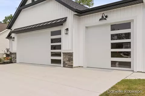 3329 Box Elder Dr, Jenison, MI 49428 photo 5