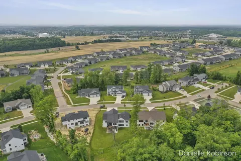 3329 Box Elder Dr, Jenison, MI 49428 photo 81