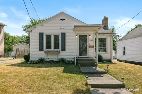 2474 Central Ave SW, Wyoming, MI 49519