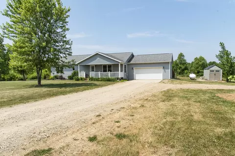 1929 Sheen Holw, Otsego, MI 49078