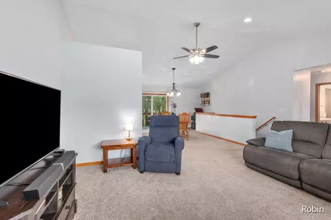 4364 Cuper Ave, Dorr, MI 49323 photo 9