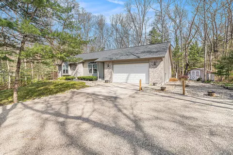 4073 Monroe Rd, Allegan, MI 49010