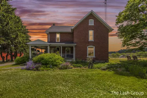 5047 W Olmstead Rd, Ludington, MI 49431