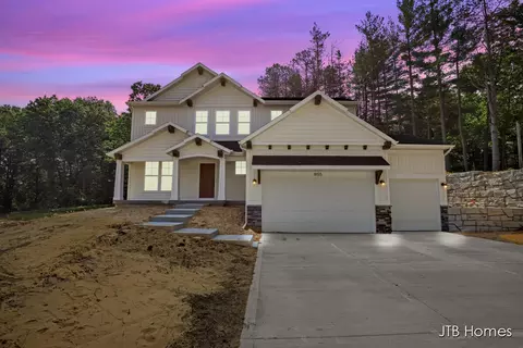 8155 Honeysuckle Hill Ct SE, Grand Rapids, MI 49512