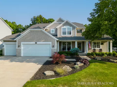 3466 Mason Ridge Dr NE, Grand Rapids, MI 49525