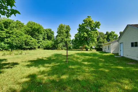 64602 Mullen Rd, Cassopolis, MI 49031 photo 3