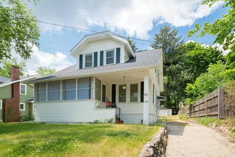 1924 Indiana St, Kalamazoo, MI 49008