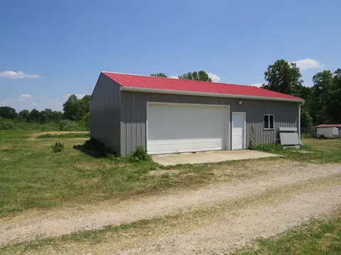 2347 W Maple Rd, Perrinton, MI 48871 photo 15
