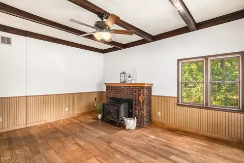 21 S Gibbs St, White Cloud, MI 49349 photo 2
