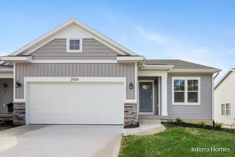 2924 Veld Creek Dr #34, Rockford, MI 49341