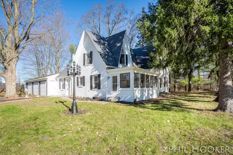 4691 Ada Dr SE, Ada, MI 49301