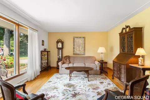 1728 Eloise Dr, Muskegon, MI 49444