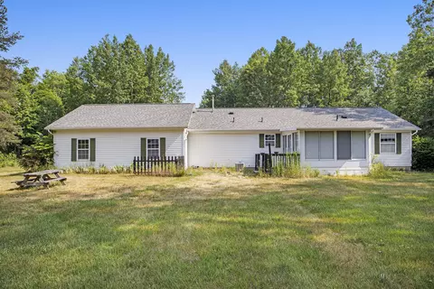 6465 W B Ave, Plainwell, MI 49080 photo 4