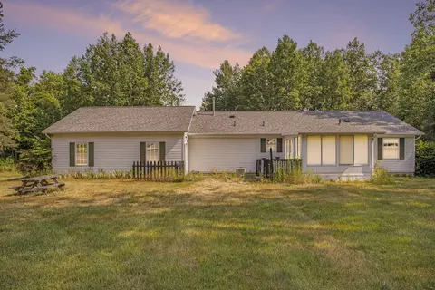 6465 W B Ave, Plainwell, MI 49080 photo 3