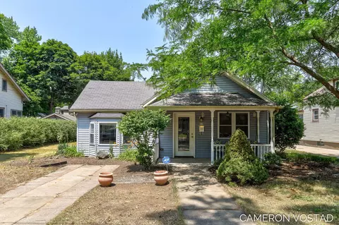 859 Nevada St SE, Grand Rapids, MI 49507