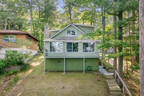 211 Chaney Point Dr, Roscommon, MI 48653 photo 1