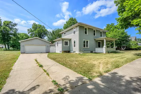 300 S Hooker Ave, Three Rivers, MI 49093 photo 4