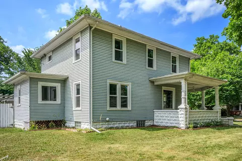300 S Hooker Ave, Three Rivers, MI 49093 photo 3