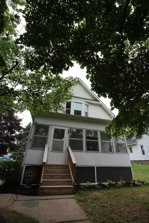 64 S Broad St, Battle Creek, MI 49014