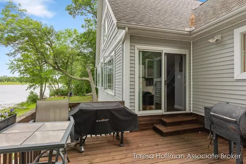 349 Clear Lk, Dowling, MI 49050 photo 47