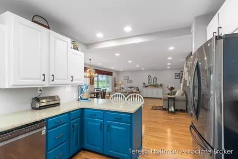 349 Clear Lk, Dowling, MI 49050 photo 16