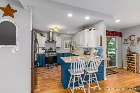 349 Clear Lk, Dowling, MI 49050 photo 19
