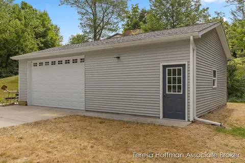 349 Clear Lk, Dowling, MI 49050 photo 56