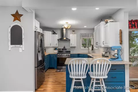 349 Clear Lk, Dowling, MI 49050 photo 18