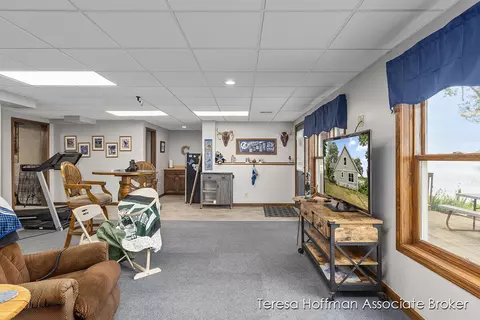 349 Clear Lk, Dowling, MI 49050 photo 42