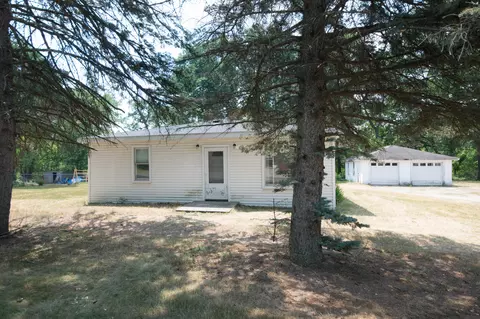 1450 Winslow St NW, Grand Rapids, MI 49544