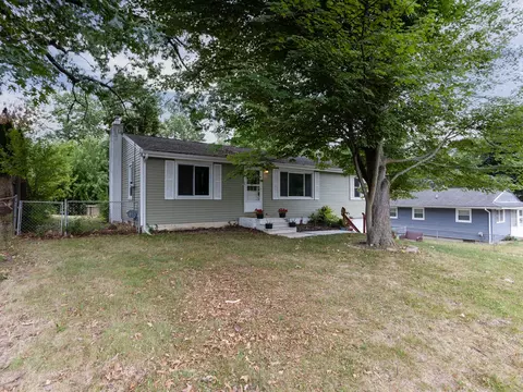 233 E Clark St, Jackson, MI 49203 photo 46