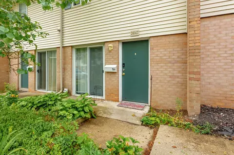 3647 Kenbrooke Ct, Kalamazoo, MI 49006