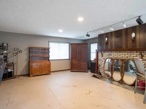 7411 Chicago Rd, Napoleon, MI 49261 photo 21