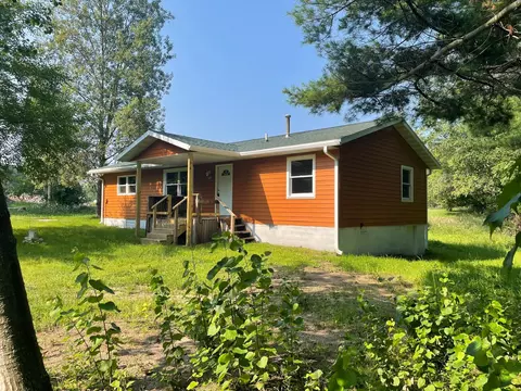 418 Crippen St, Mesick, MI 49668