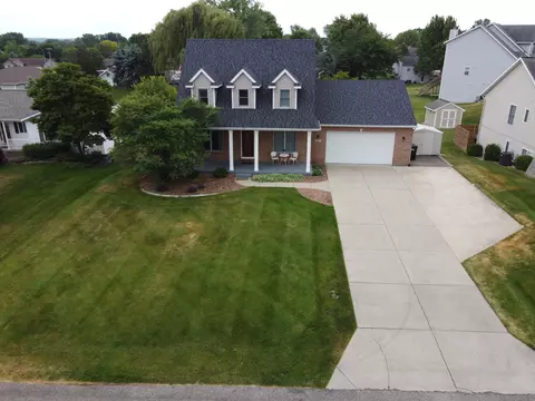 3142 Maplepond Dr, Hudsonville, MI 49426